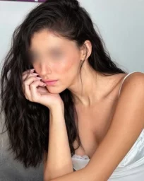 Margo 23 years London